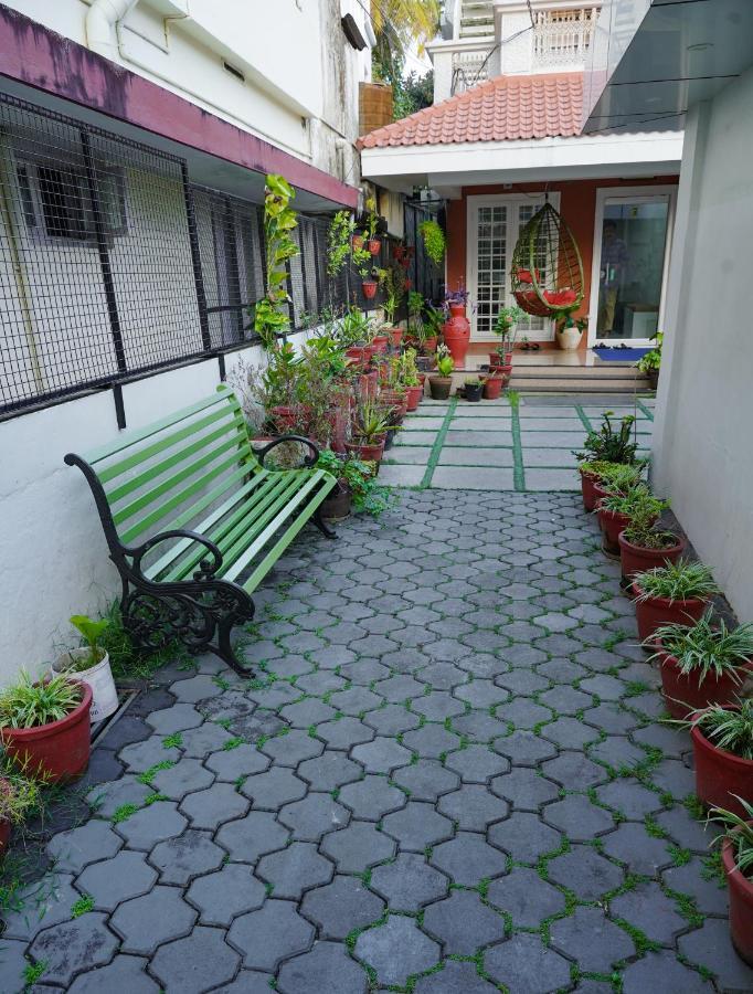 Adams Cottage Kochi ภายนอก รูปภาพ